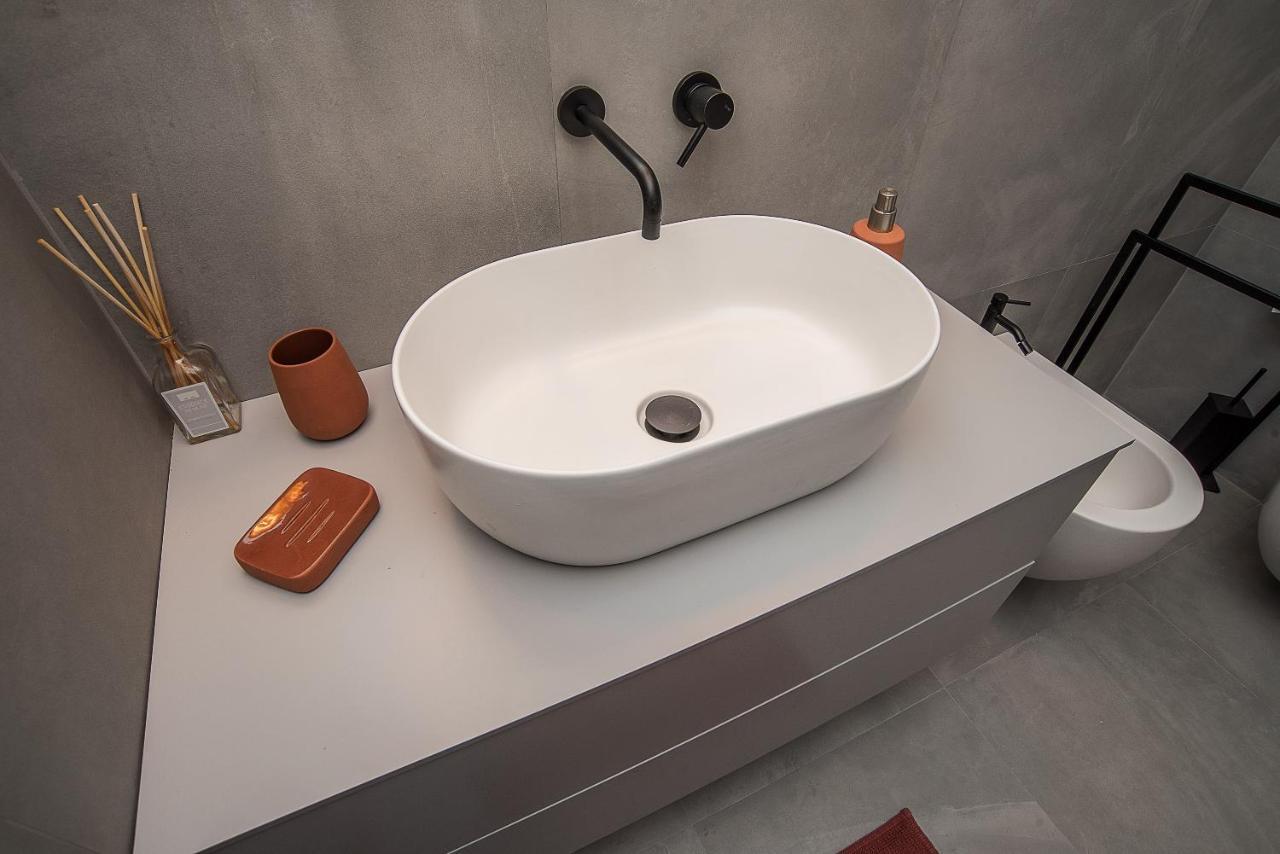 Likeyourhome, 80 Sq M Luxury Apartment With Jacuzzi, In Trastevere District Rom Exterior foto